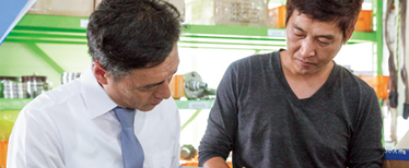 퓨리텍의 대표이사 및 직원사진